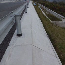 Cases of road shoulder protection blocks